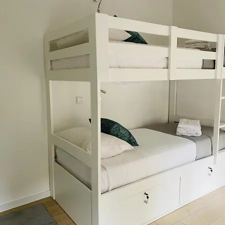 Albergue Family Costa Nova